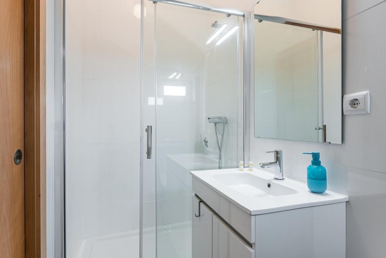 Appartamento Guestready - Yazdah Flat 3 OOporto Esterno foto
